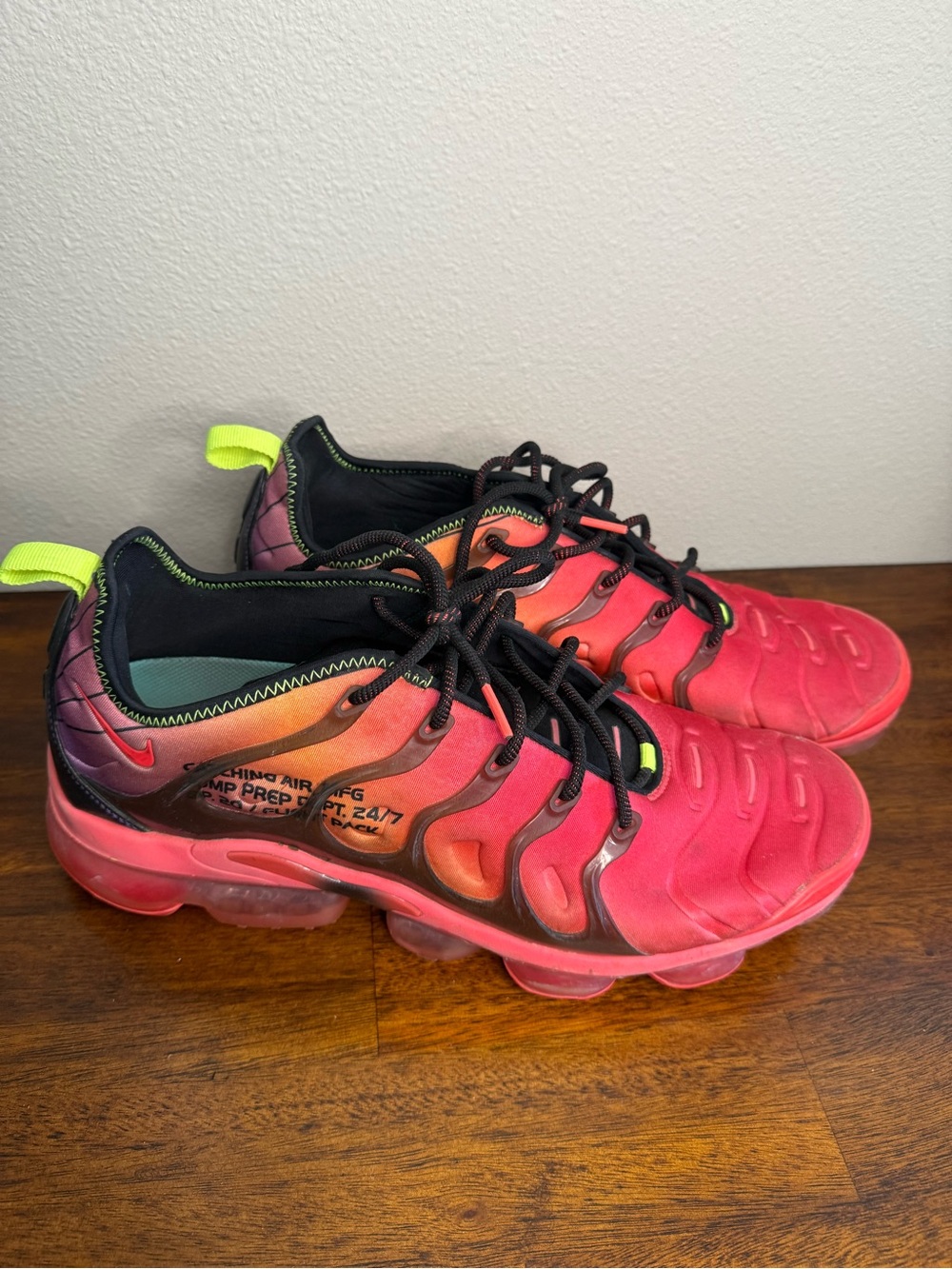Nike Air Vapor Max Plus Black Laser Crimson Volt Mens Shoes CU4709-001 Size 13